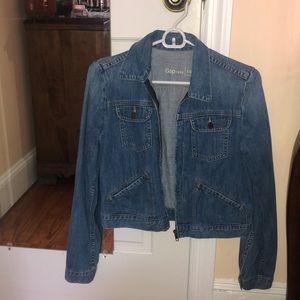 Gap cropped denim jacket 💫